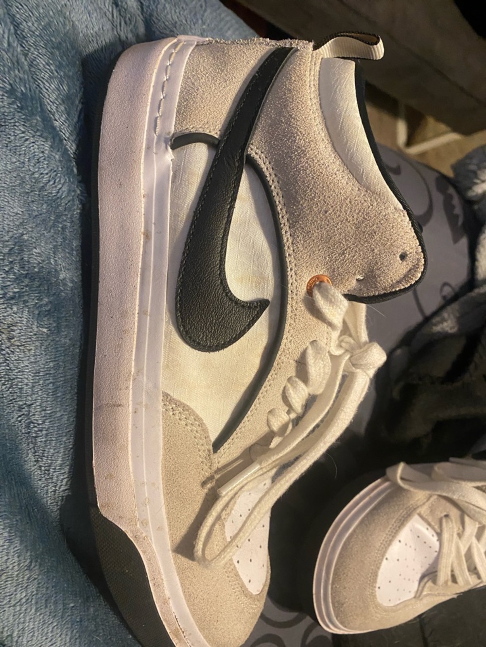 Nike Men’s Leo Baker Skateboarding Sneakers size 10
